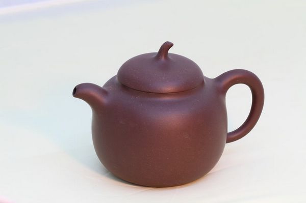 030 紫泥茄段壶